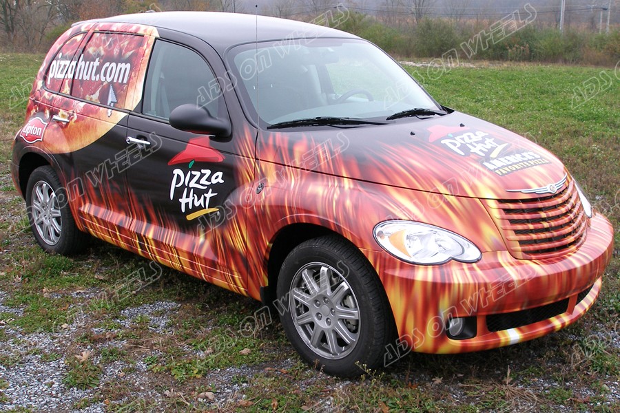 Pizza Hut PT Cruiser