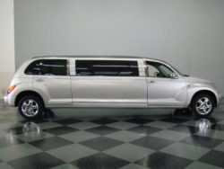 rt-pic_PTCruiser_Silver_Limo